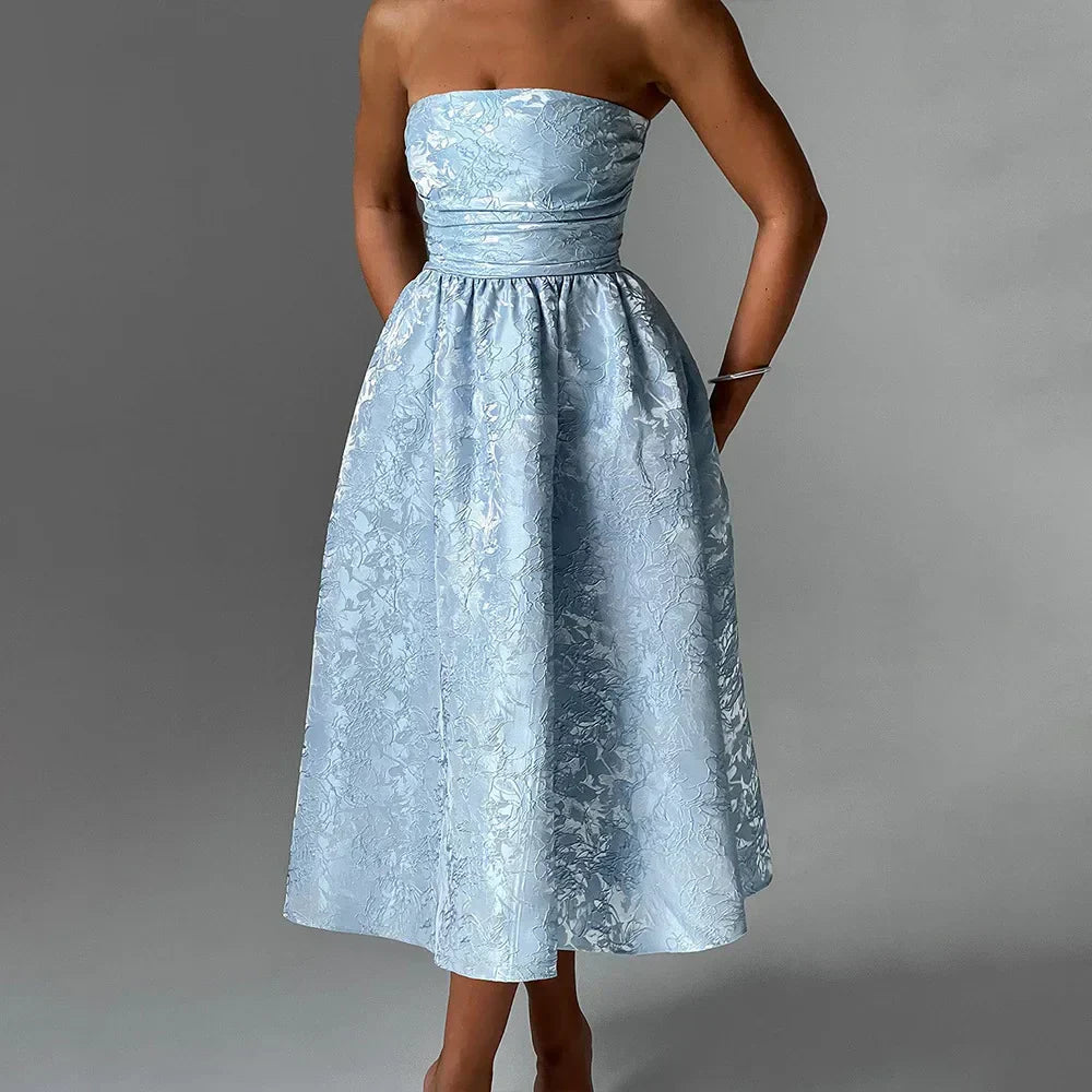 שמלה דגם- סהר