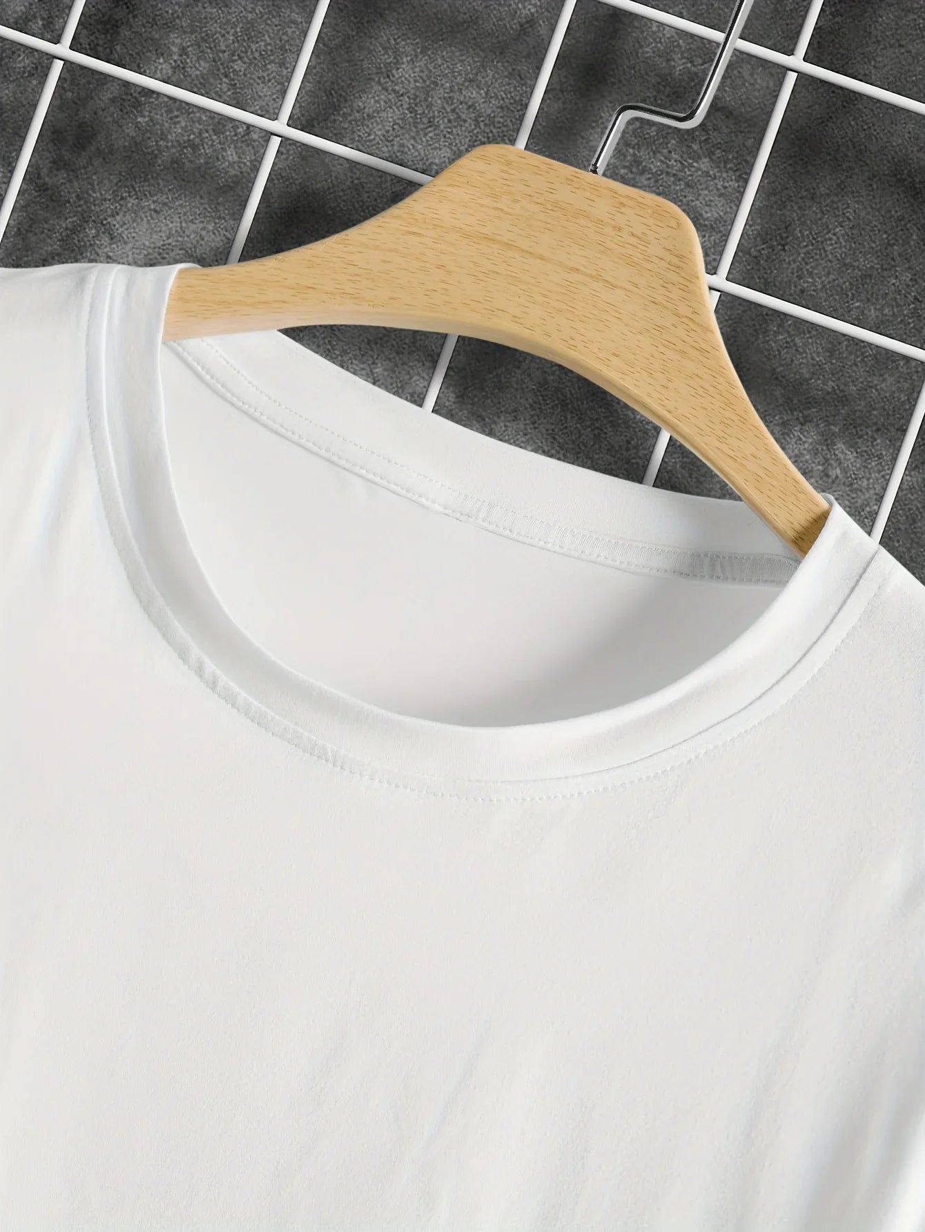 חולצה דגם- תום